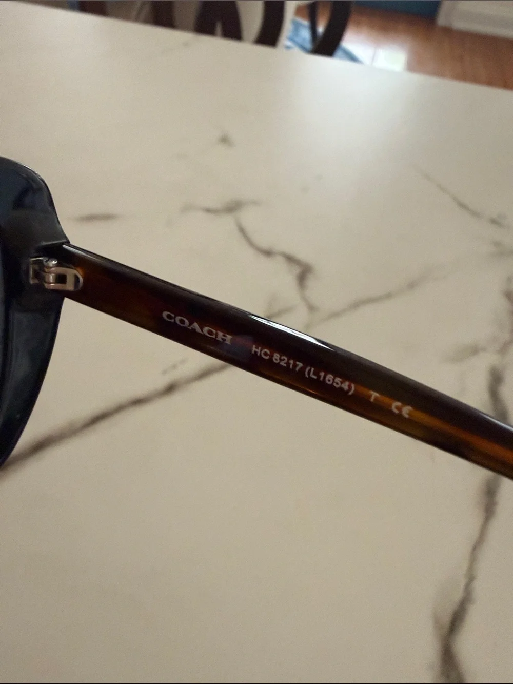 Coach Women's Black Square Sunglasses w